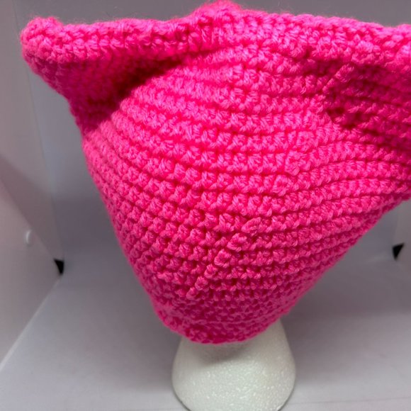 Handmade Crochet‎ Bright Pink Knit Cap w/Black Accent - Picture 5 of 8